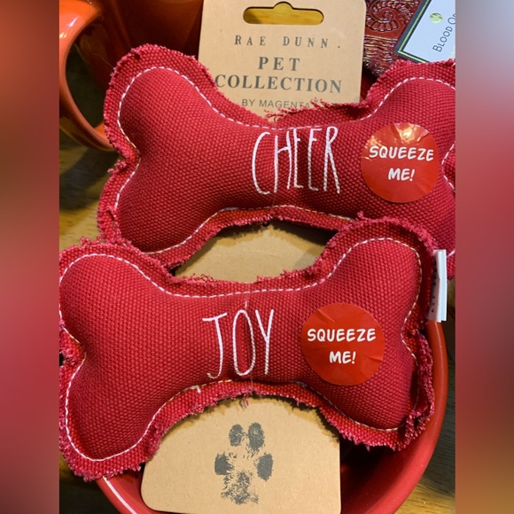 RAE DUNN DOG DISH GIFT SET! NIB!! 🐾 DECK THE PAWS. - Picture 5 of 12